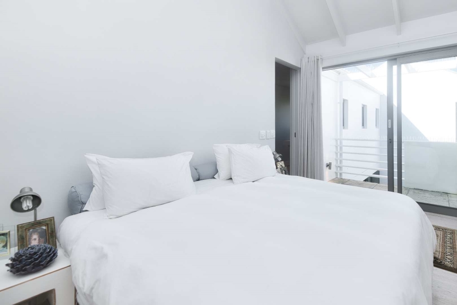 3 Bedroom Property for Sale in Fernkloof Estate Western Cape